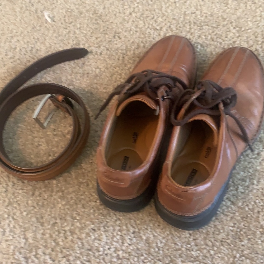 Clarks Casual dress shoes with belt. - Picture 2 of 2